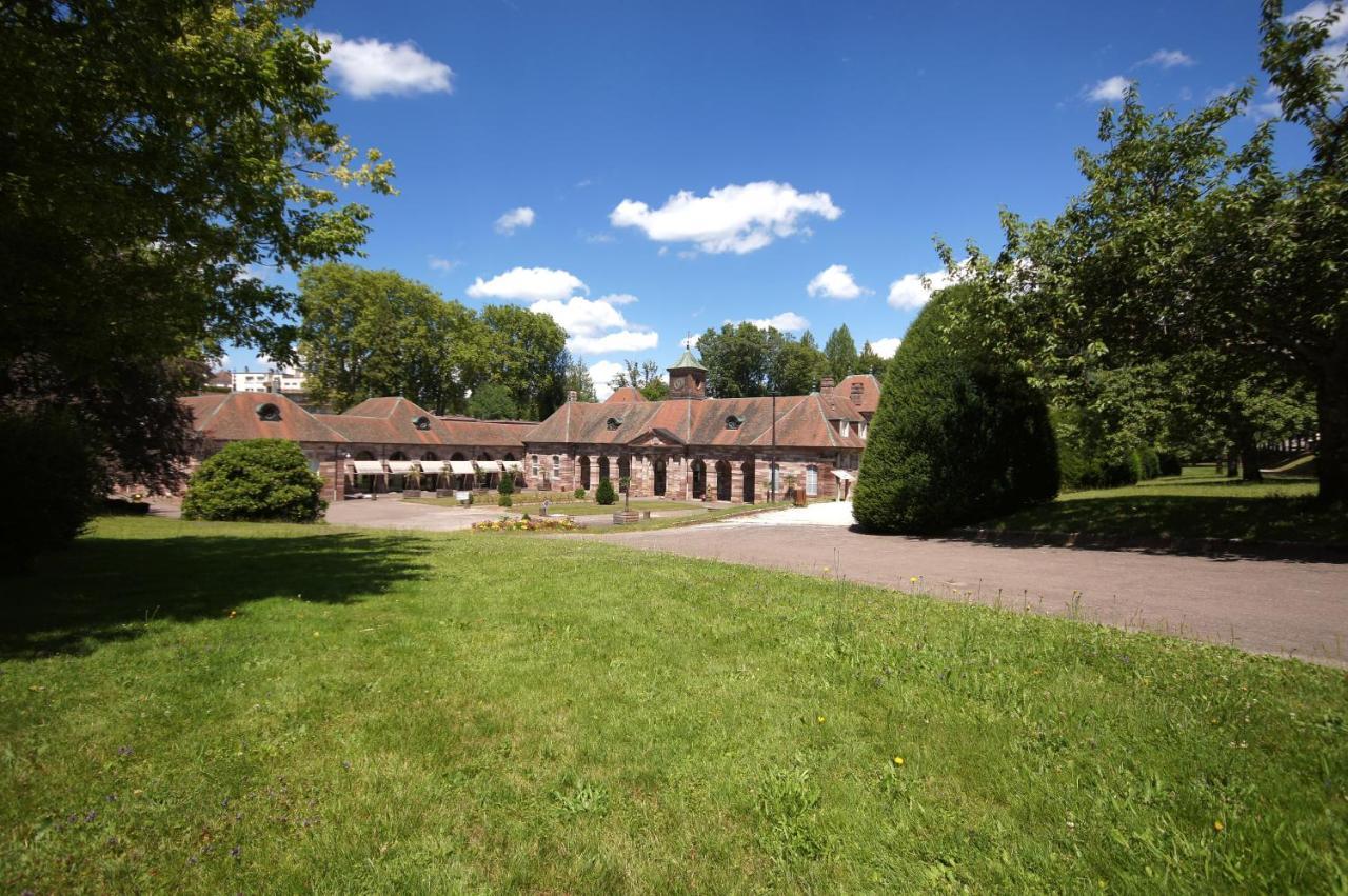 F2 Aux Pieds Des Thermes 3 Etoiles Luxeuil-les-Bains Exterior foto